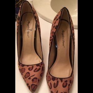 Heels- 2 pair for 25 animal print w/hole design